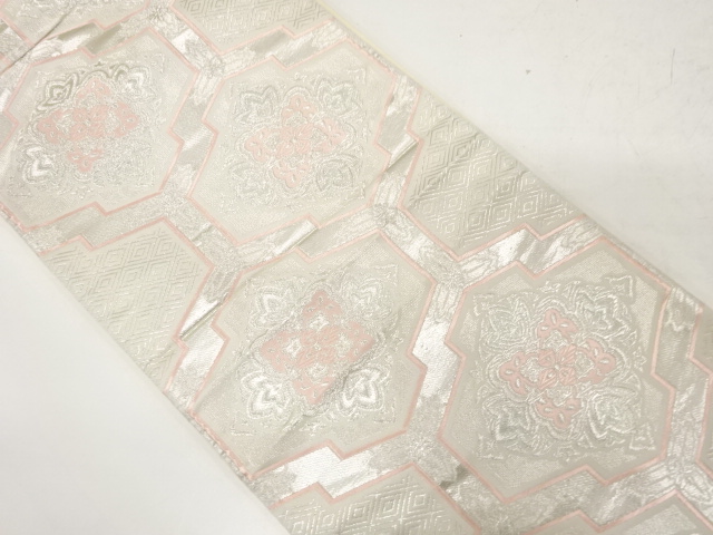 変わり亀甲繋ぎに華紋織り出し袋帯